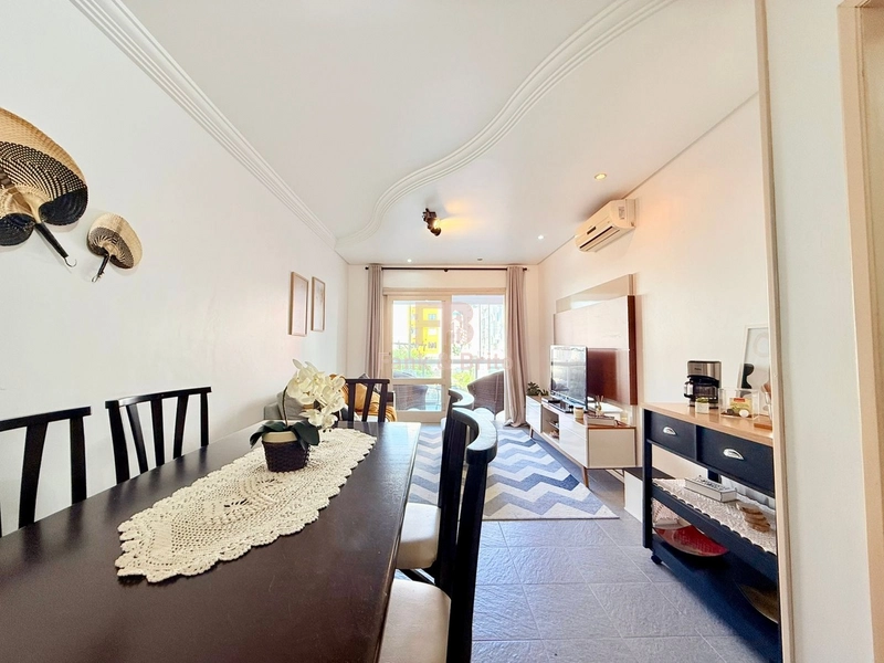 APARTAMENTO DOIS DORMITÓRIOS COM SACADA DE FRENTE: 21ª foto da galeria de imagens do imóvel