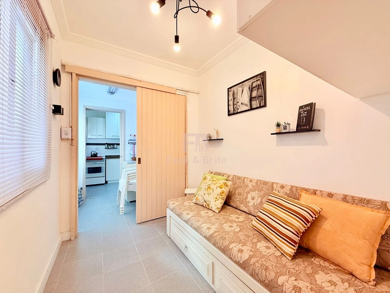 APARTAMENTO DOIS DORMITÓRIOS COM SACADA DE FRENTE: 10ª foto da galeria de imagens do imóvel