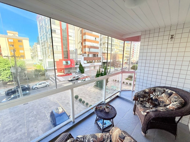 APARTAMENTO DOIS DORMITÓRIOS COM SACADA DE FRENTE: 1ª foto da galeria de imagens do imóvel
