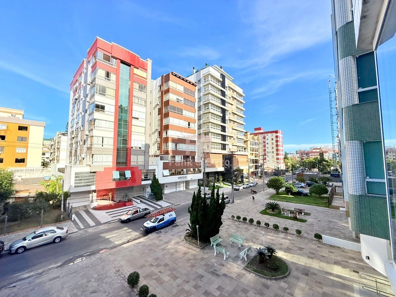 APARTAMENTO DOIS DORMITÓRIOS COM SACADA DE FRENTE: 18ª foto da galeria de imagens do imóvel