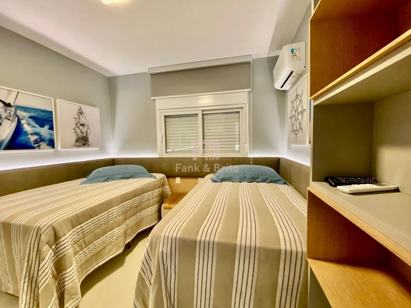 APARTAMENTO DE FRENTE PARA O MAR: 19ª foto da galeria de imagens do imóvel