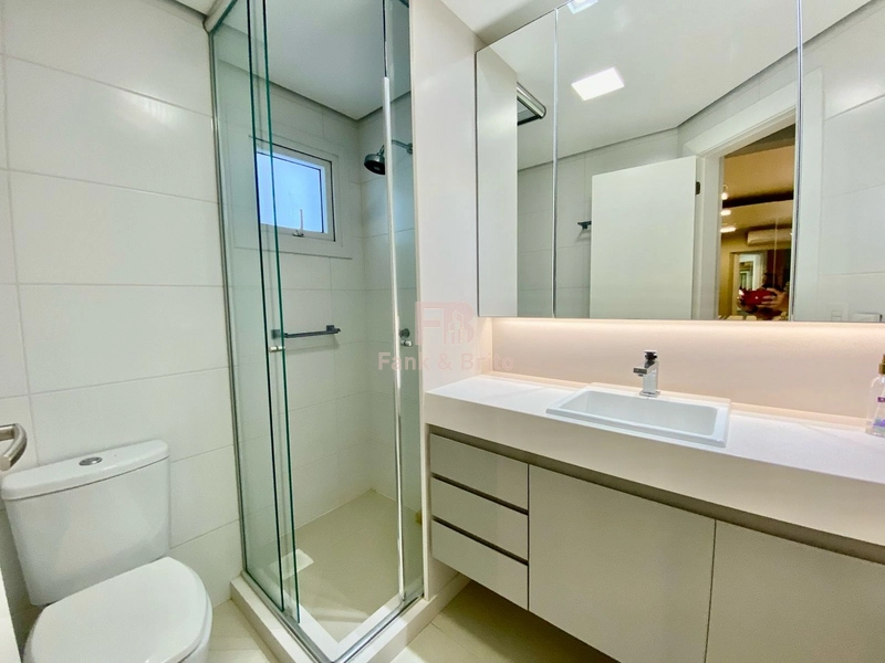 APARTAMENTO DE FRENTE PARA O MAR: 23ª foto da galeria de imagens do imóvel