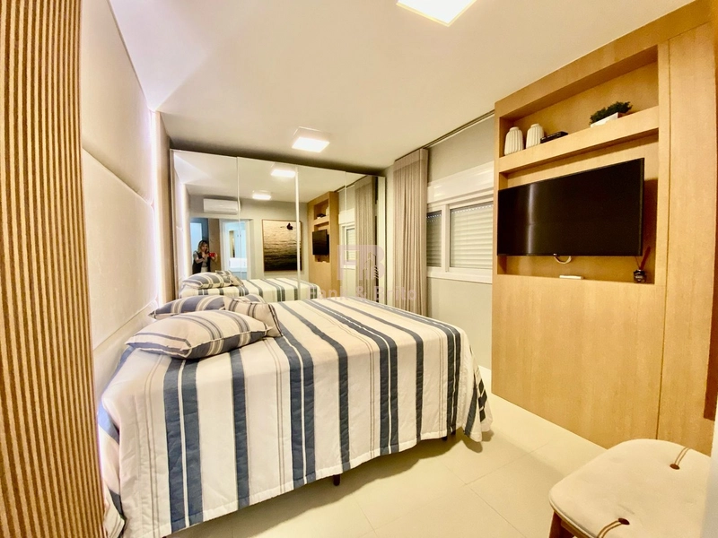APARTAMENTO DE FRENTE PARA O MAR: 17ª foto da galeria de imagens do imóvel