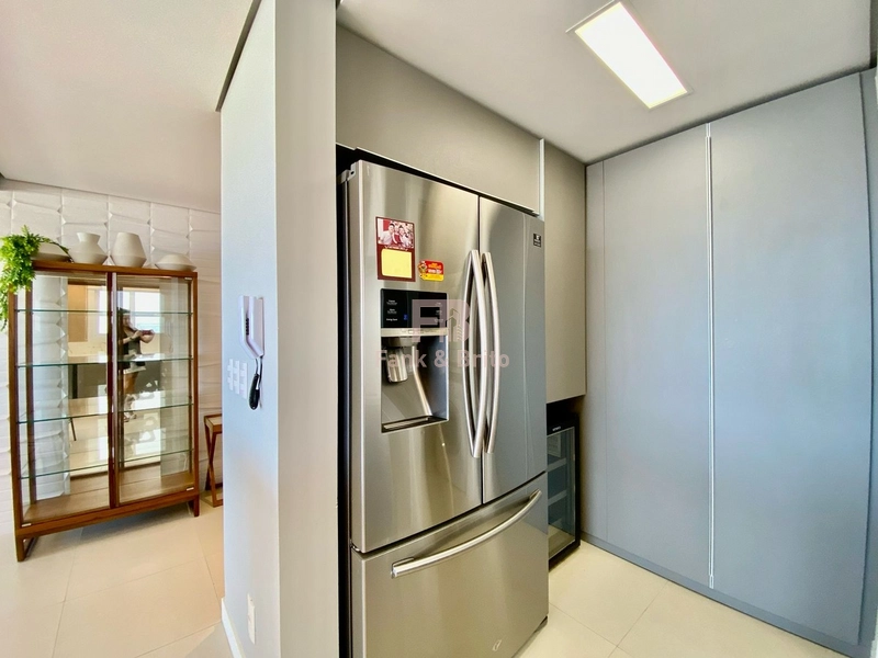 APARTAMENTO DE FRENTE PARA O MAR: 12ª foto da galeria de imagens do imóvel