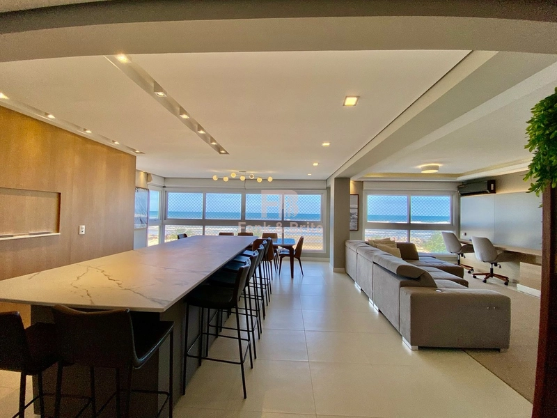 APARTAMENTO DE FRENTE PARA O MAR: 11ª foto da galeria de imagens do imóvel