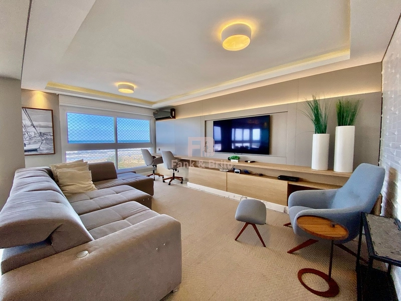 APARTAMENTO DE FRENTE PARA O MAR: 2ª foto da galeria de imagens do imóvel