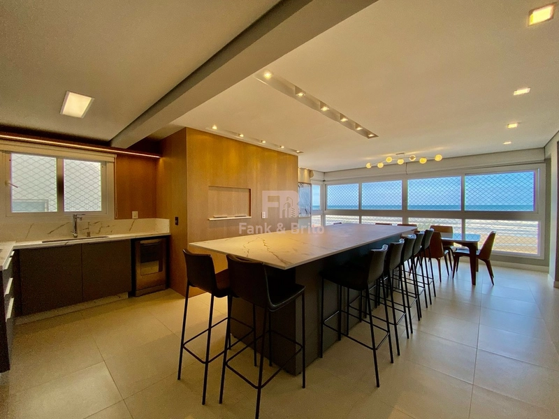 APARTAMENTO DE FRENTE PARA O MAR: 13ª foto da galeria de imagens do imóvel