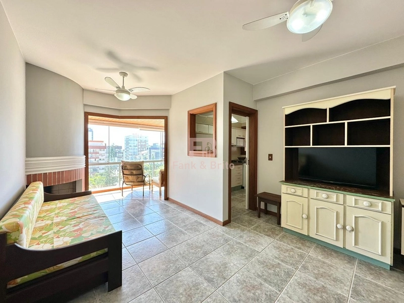 APARTAMENTO DE FRENTE COM VISTA PARA O MAR E PRAÇA: 10ª foto da galeria de imagens do imóvel
