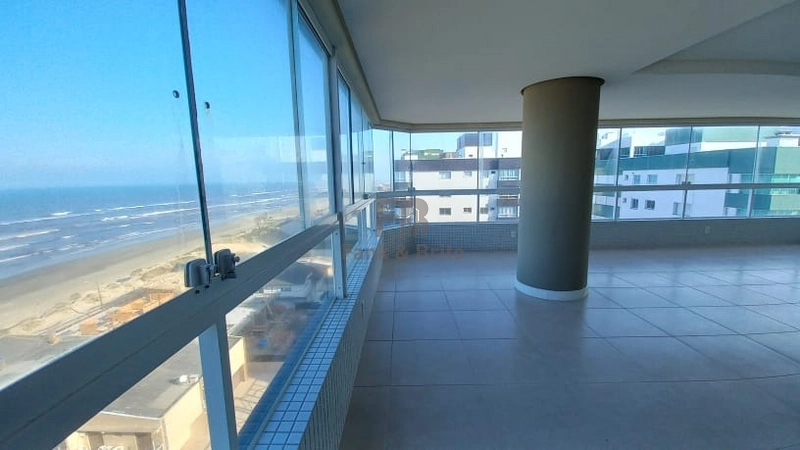 APARTAMENTO DE TRES DORMITÓRIOS COM VISTA MAR: 1ª foto da galeria de imagens do imóvel