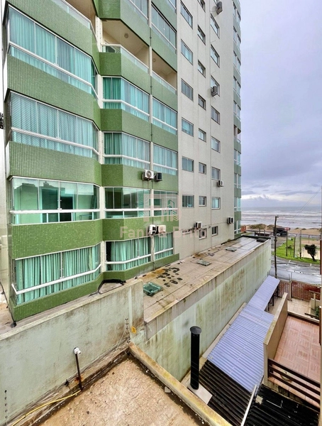 APARTAMENTO DE DOIS DORMITÓRIOS COM VISTA PARA O MAR: 2ª foto da galeria de imagens do imóvel