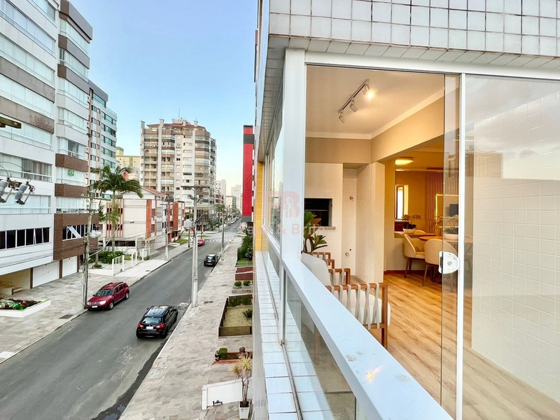 1 DORMITÓRIO COM TERRAÇO DE FRENTE!: 2ª foto da galeria de imagens do imóvel