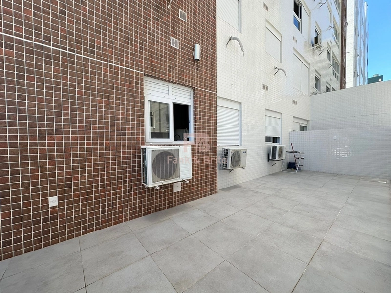 MOBILIADO E DECORADO COM TERRAÇO.: 18ª foto da galeria de imagens do imóvel