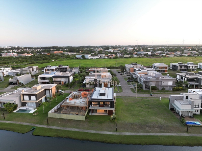 SOBRADO A VENDA NO CONDOMINIO CAPÃO ILHAS: 17ª foto da galeria de imagens do imóvel