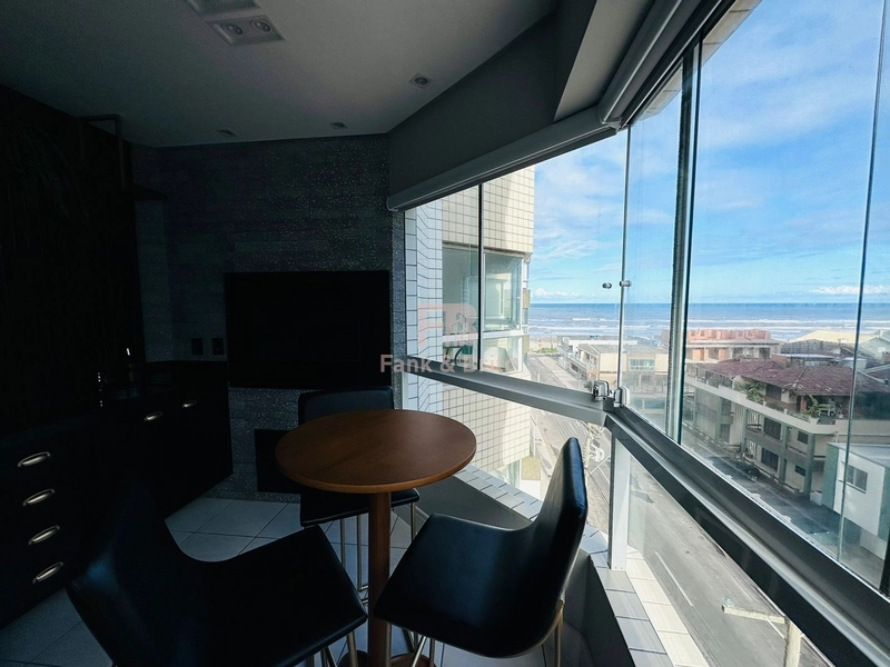 VENDE APARTAMENTO NOVO POUCOS METROS DO MAR BEM MOBILIADO: 11ª foto da galeria de imagens do imóvel