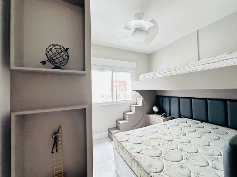 VENDE APARTAMENTO NOVO POUCOS METROS DO MAR BEM MOBILIADO: 18ª foto da galeria de imagens do imóvel