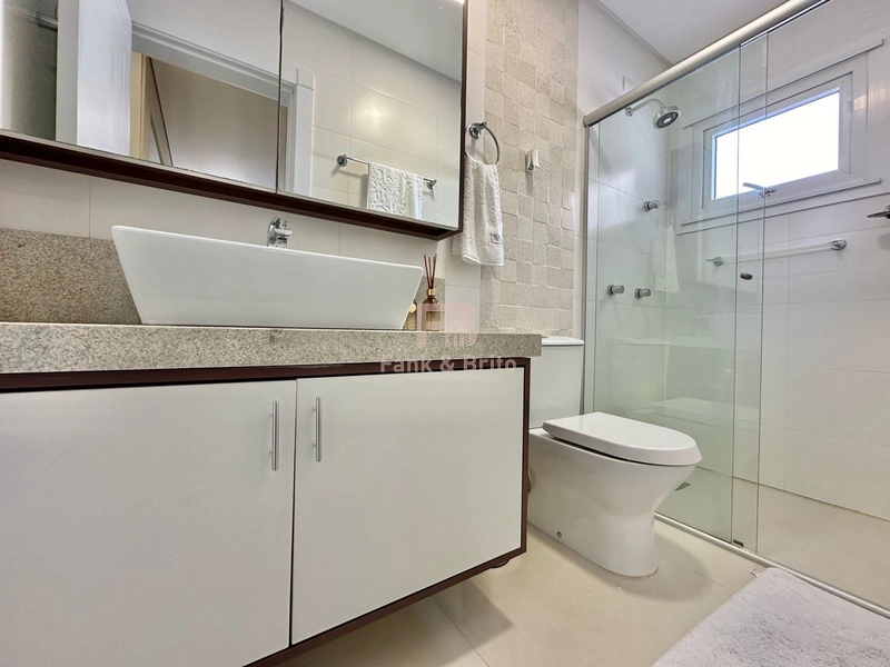 APARTAMENTO BEM MOBILIADO COM VISTA LIBERADA: 8ª foto da galeria de imagens do imóvel