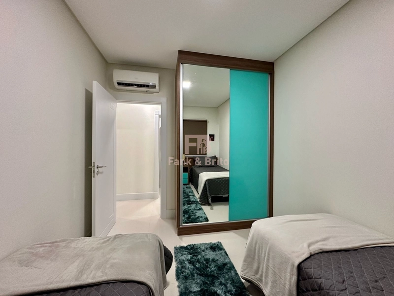 APARTAMENTO BEM MOBILIADO COM VISTA LIBERADA: 11ª foto da galeria de imagens do imóvel