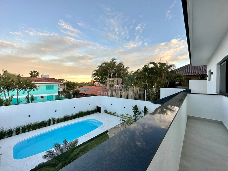 MANSÃO NEOCLÁSSICA À VENDA EM XANGRI-LA RS: 21ª foto da galeria de imagens do imóvel