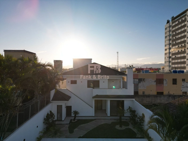MANSÃO NEOCLÁSSICA À VENDA EM XANGRI-LA RS: 32ª foto da galeria de imagens do imóvel