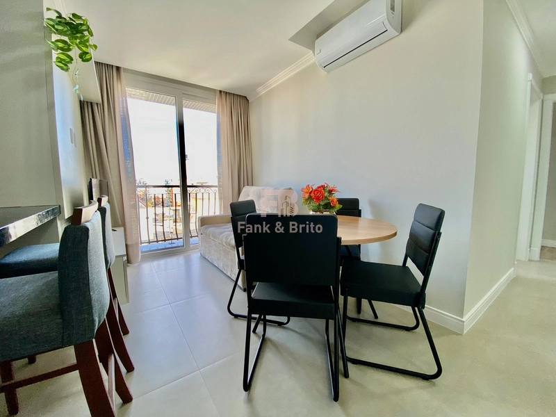 APARTAMENTO AO LADO DA PRAÇA FLAVIO BOIANOVSKI, DUAS QUADRAS DO MAR!: 9ª foto da galeria de imagens do imóvel