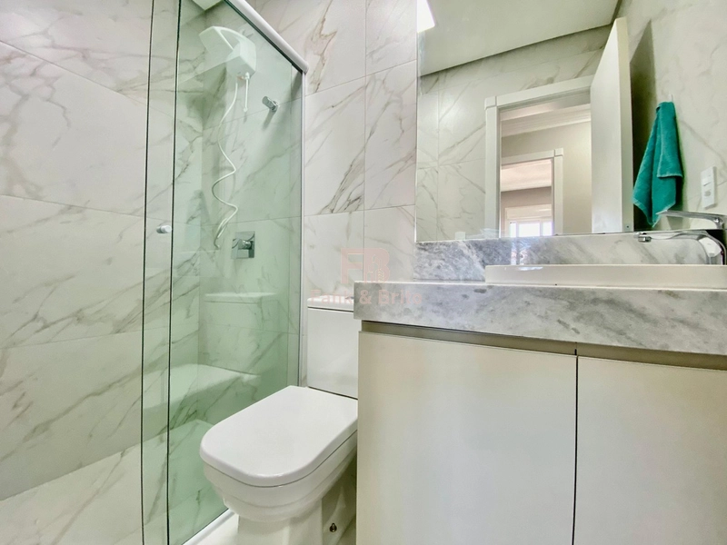 APARTAMENTO AO LADO DA PRAÇA FLAVIO BOIANOVSKI, DUAS QUADRAS DO MAR!: 23ª foto da galeria de imagens do imóvel