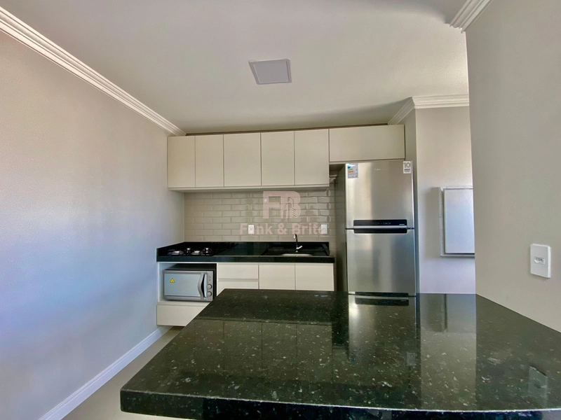 APARTAMENTO AO LADO DA PRAÇA FLAVIO BOIANOVSKI, DUAS QUADRAS DO MAR!: 13ª foto da galeria de imagens do imóvel