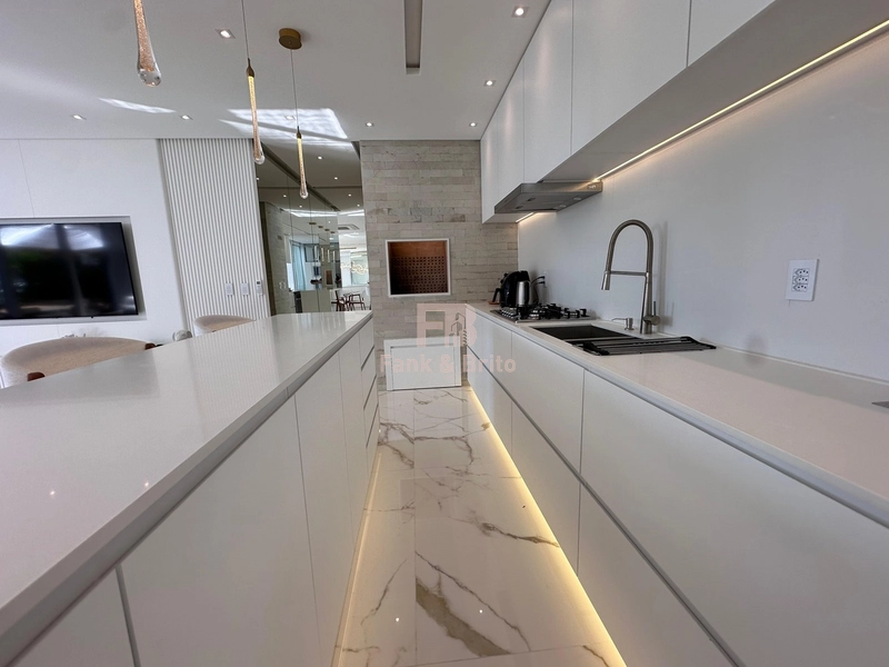 Mobiliado e decorado com terraço: 44ª foto da galeria de imagens do imóvel