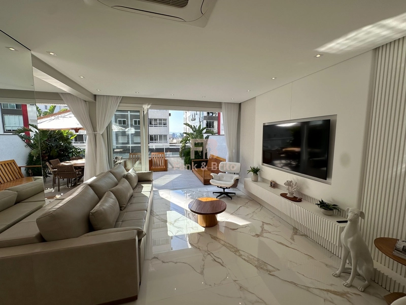 Mobiliado e decorado com terraço: 15ª foto da galeria de imagens do imóvel
