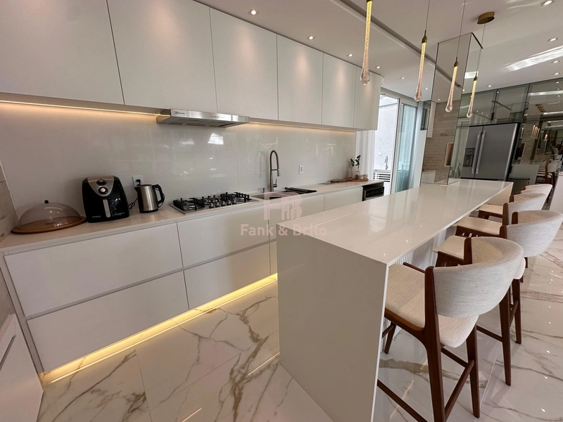 Mobiliado e decorado com terraço: 46ª foto da galeria de imagens do imóvel