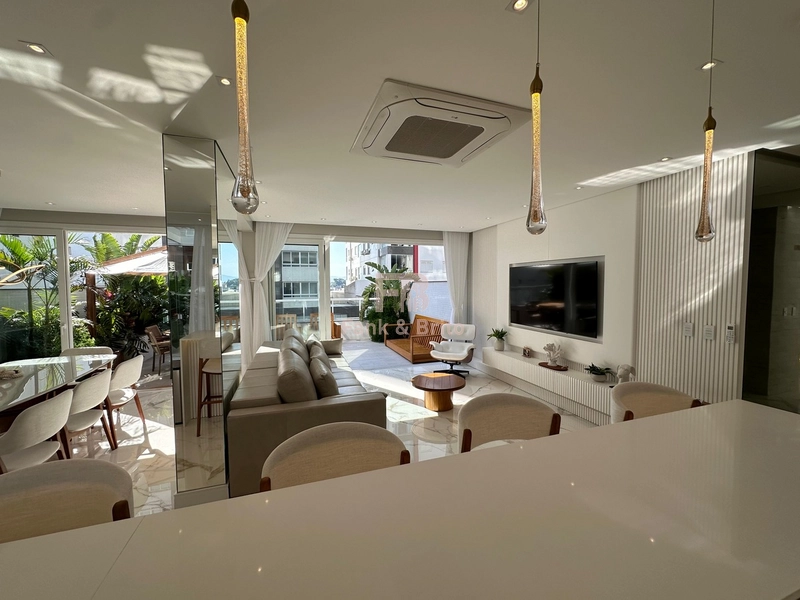 Mobiliado e decorado com terraço: 10ª foto da galeria de imagens do imóvel