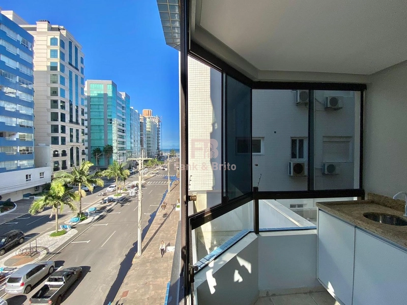 Apartamento com vista mar: 3ª foto da galeria de imagens do imóvel