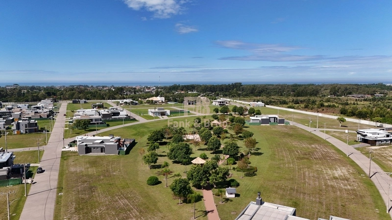 TERRENO A VENDA EM CONDOMINIO FECHADO: 5ª foto da galeria de imagens do imóvel