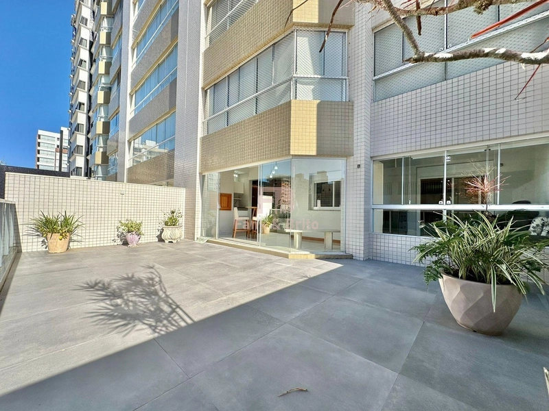 MOBILIADO E DECORADO COM TERRAÇO: 29ª foto da galeria de imagens do imóvel