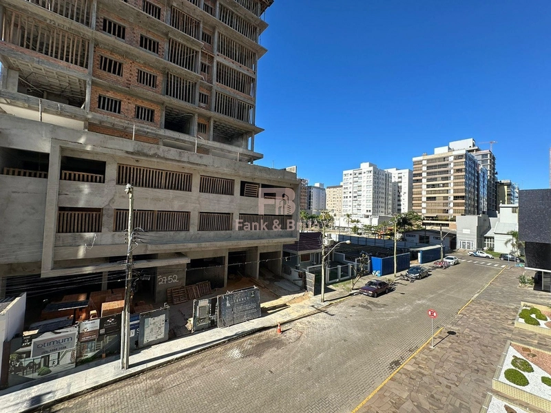 MOBILIADO E DECORADO COM TERRAÇO: 11ª foto da galeria de imagens do imóvel