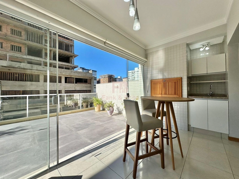 MOBILIADO E DECORADO COM TERRAÇO: 30ª foto da galeria de imagens do imóvel