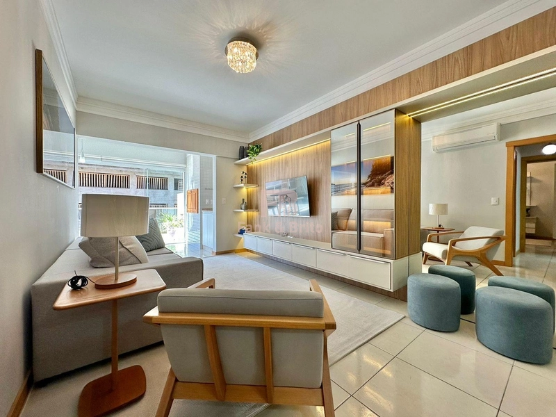 MOBILIADO E DECORADO COM TERRAÇO: 1ª foto da galeria de imagens do imóvel