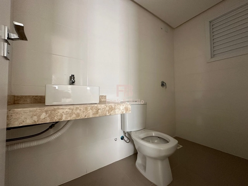 No bairro mais valorizado de Capão em um empreendimento de alto padrão: 25ª foto da galeria de imagens do imóvel