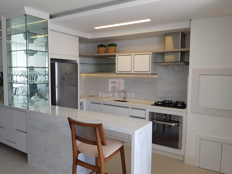APARTAMENTO DE LUXO, PADRÃO AAA, INFRAESTRUTURA COMPLETA, NAVEGANTES!!: 10ª foto da galeria de imagens do imóvel