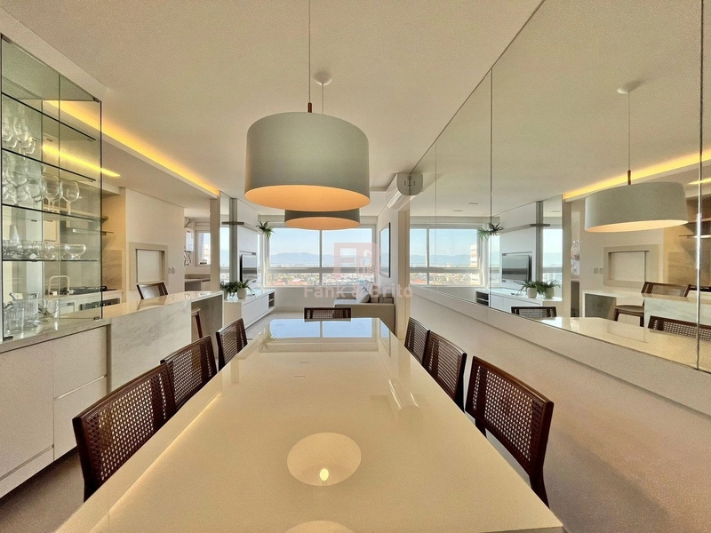 APARTAMENTO DE LUXO, PADRÃO AAA, INFRAESTRUTURA COMPLETA, NAVEGANTES!!: 1ª foto da galeria de imagens do imóvel