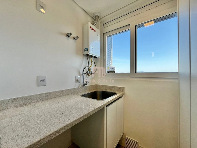 APARTAMENTO DE LUXO, PADRÃO AAA, INFRAESTRUTURA COMPLETA, NAVEGANTES!!: 9ª foto da galeria de imagens do imóvel