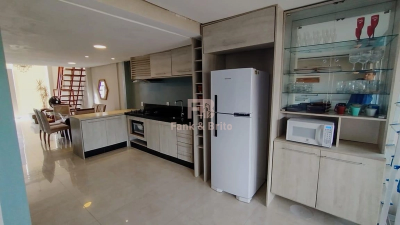Casa Geminada diferente de todas, beira da praia.: 33ª foto da galeria de imagens do imóvel