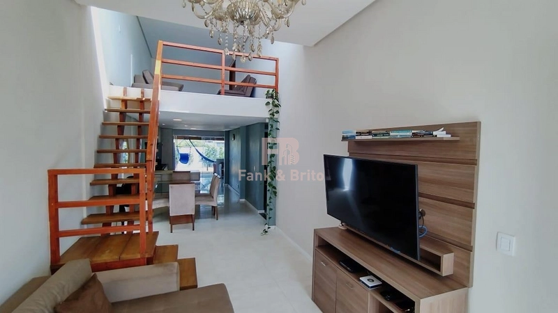 Casa Geminada diferente de todas, beira da praia.: 24ª foto da galeria de imagens do imóvel