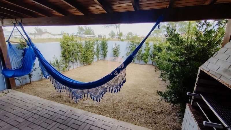 Casa Geminada diferente de todas, beira da praia.: 36ª foto da galeria de imagens do imóvel