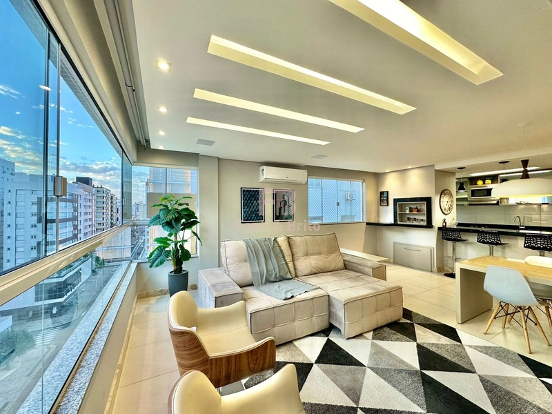 Apartamento à Venda - 3 Dormitórios (1 Suíte) - Mobiliado e Decorado: 4ª foto da galeria de imagens do imóvel