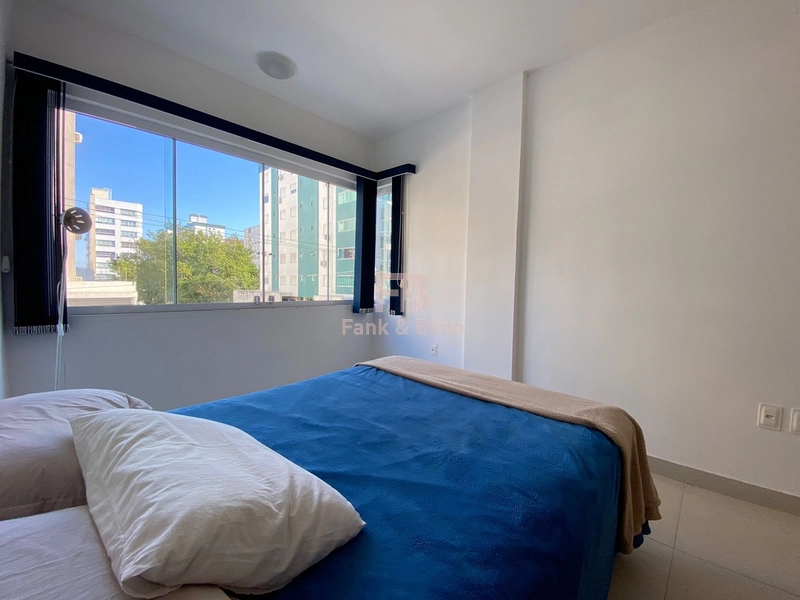 APARTAMENTO DE FRENTE NA ZONA NOVA: 16ª foto da galeria de imagens do imóvel