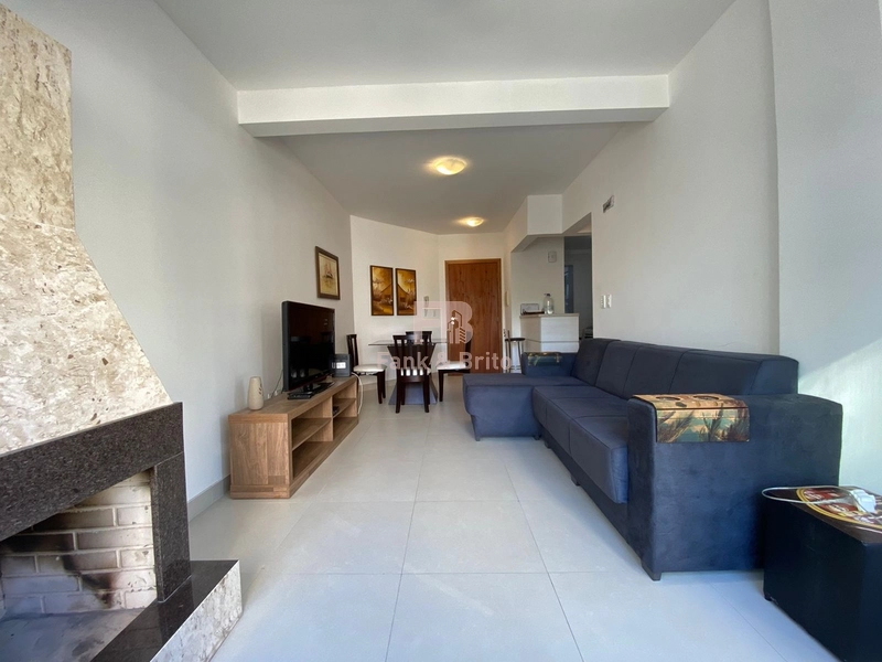 APARTAMENTO DE FRENTE NA ZONA NOVA: 2ª foto da galeria de imagens do imóvel