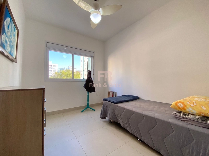 APARTAMENTO DE FRENTE NA ZONA NOVA: 14ª foto da galeria de imagens do imóvel