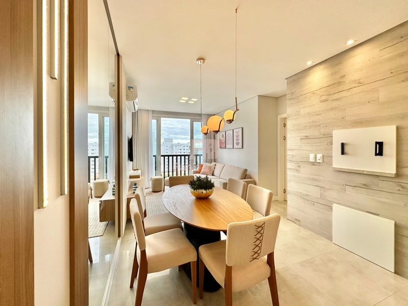 Apartamento 2 dormitórios mobiliado frente praça Tiaraju!: 3ª foto da galeria de imagens do imóvel