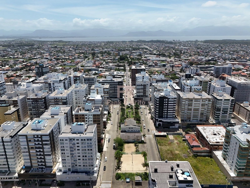 Apartamento 2 dormitórios mobiliado frente praça Tiaraju!: 22ª foto da galeria de imagens do imóvel