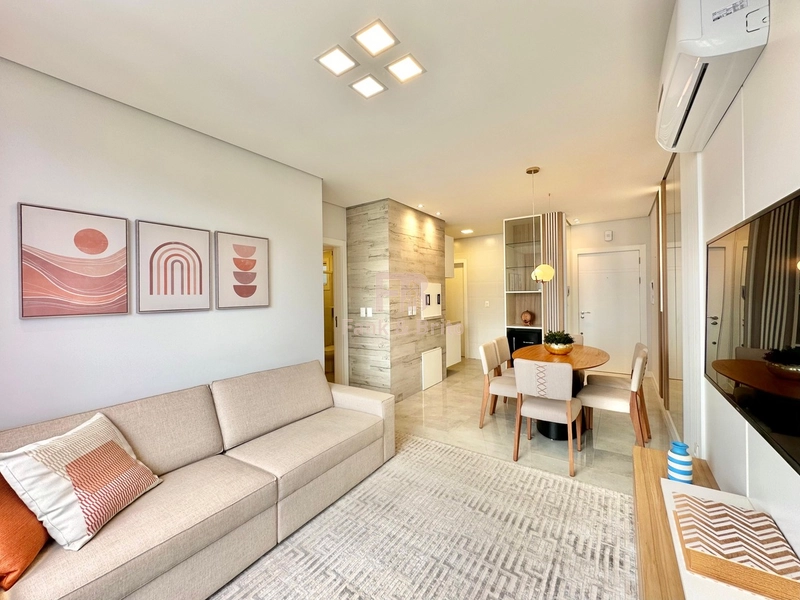 Apartamento 2 dormitórios mobiliado frente praça Tiaraju!: 7ª foto da galeria de imagens do imóvel